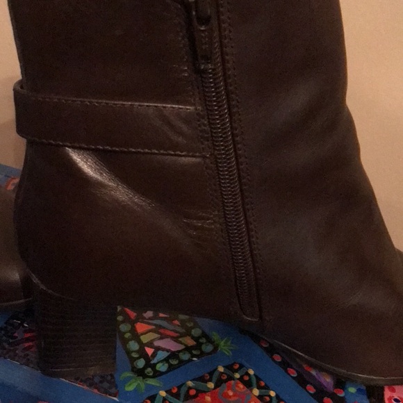 Gino Nicci Brown Leather Ankle Boots Size 6.5 - Picture 4 of 8